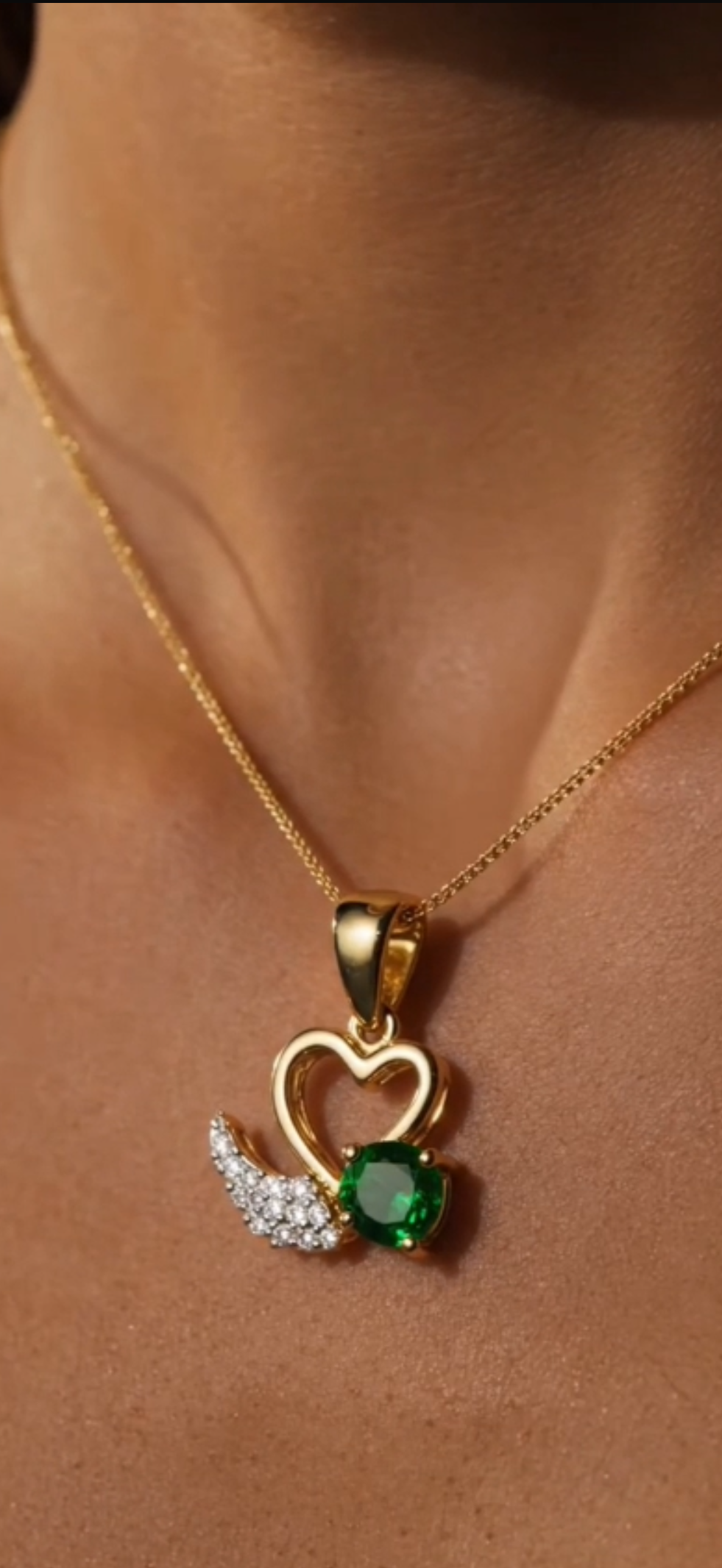 Emerald Heart Pendant Necklace